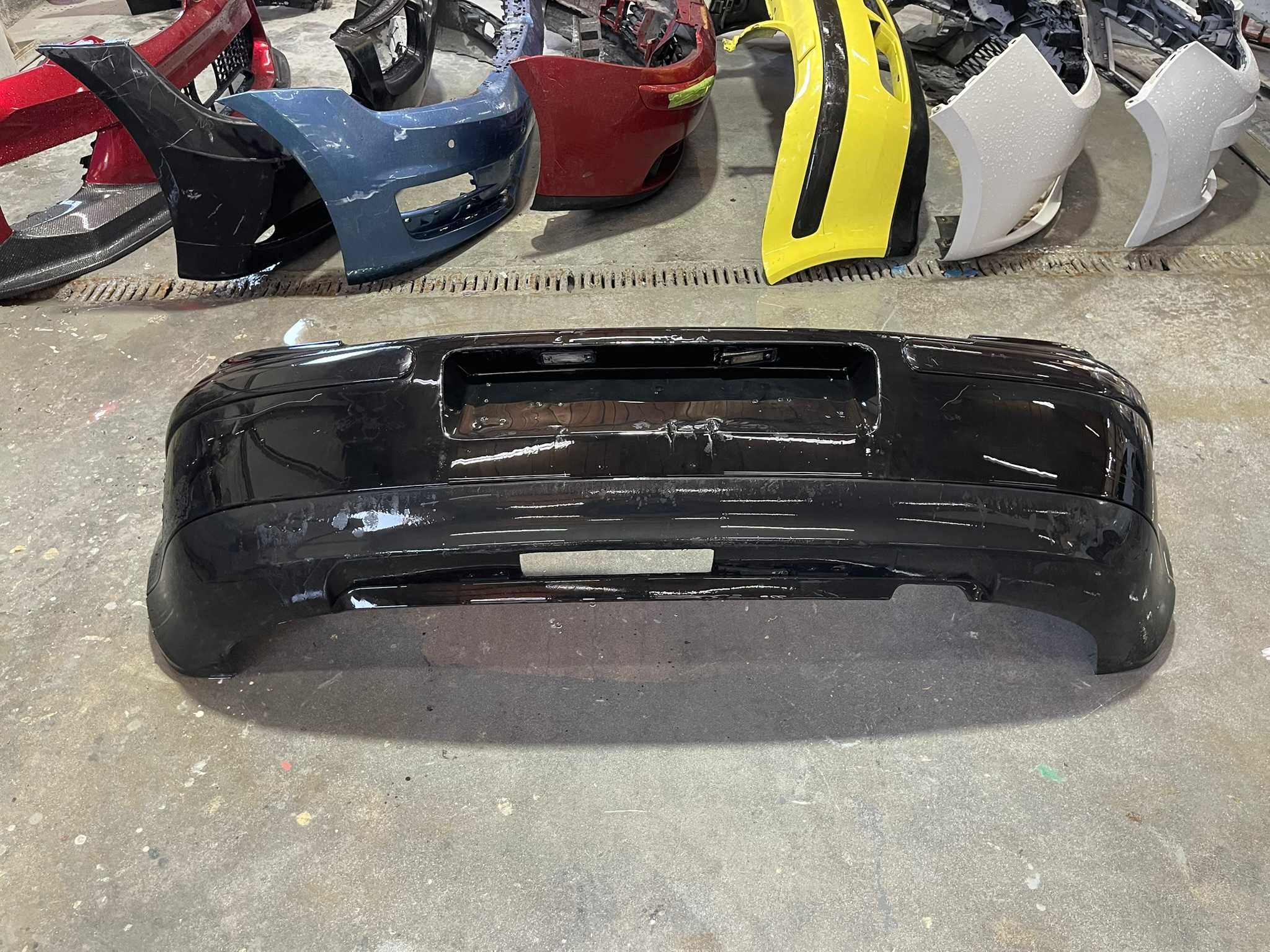 Bara spate Volkswagen Golf 4