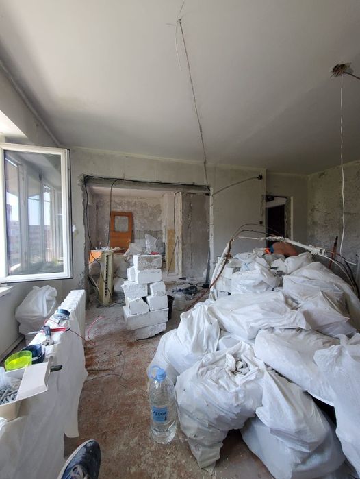 Debarasari evacuări apartamente