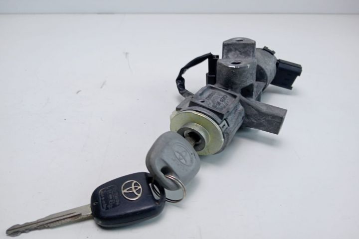 Kit pornire motor 2.0 89661-05A50 Toyota Avensis a 2-a generatie T25