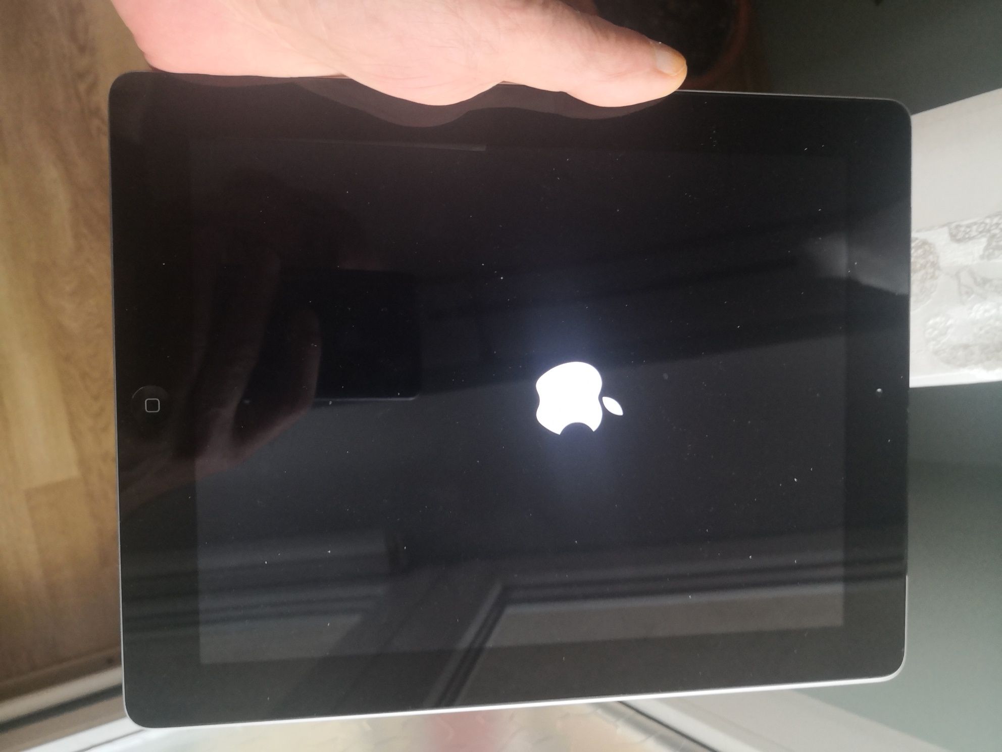 Apple Ipad 3 32gb defect touchpad.