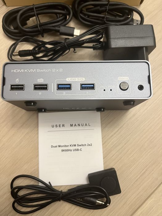 Switch KVM input pentru 2 PC cu 2 sloturi HDMI + USB type C 2 slot out