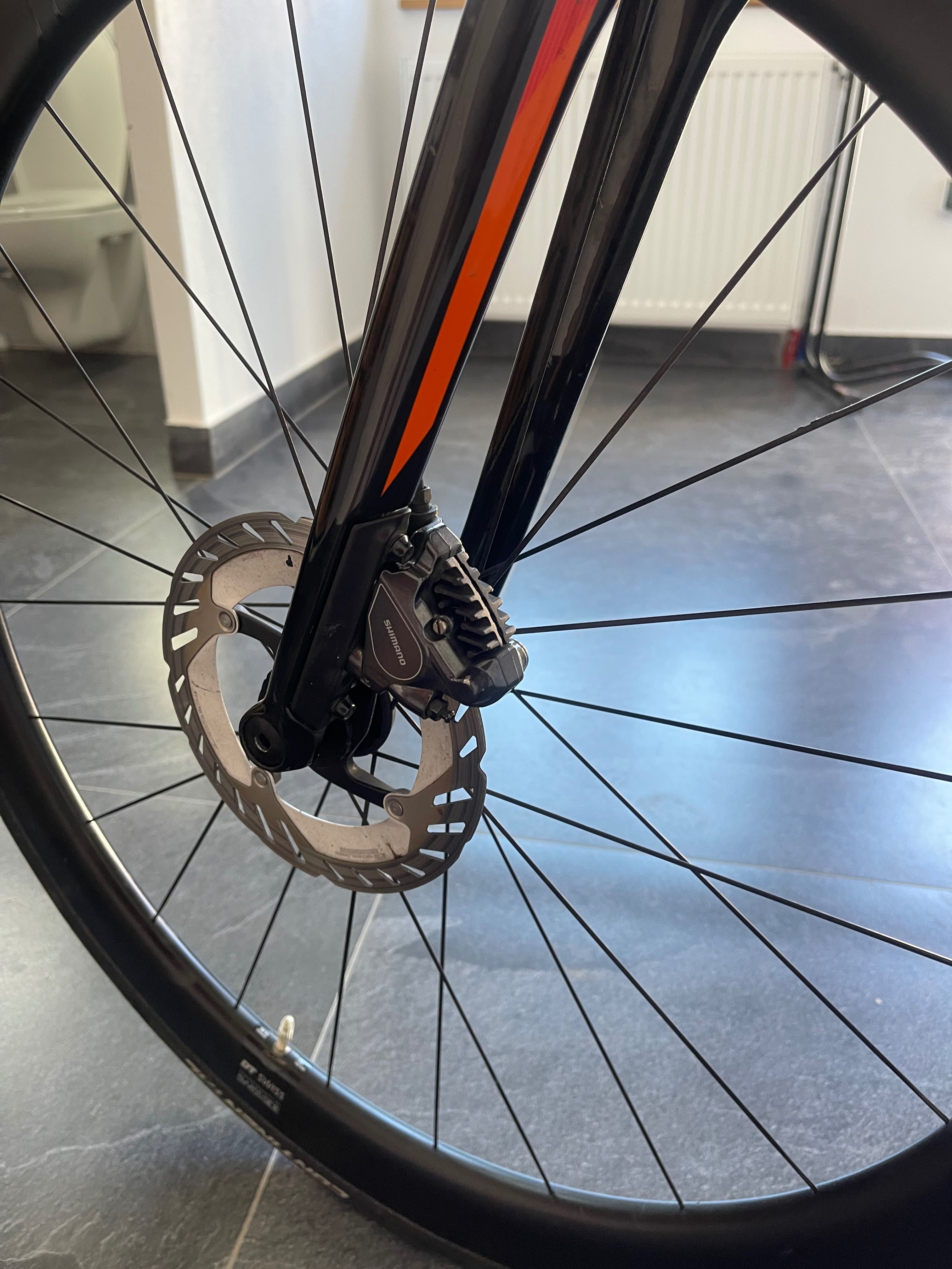 Cursiera BMC  Roadmaschine 01 Shimano Ultegra Di2