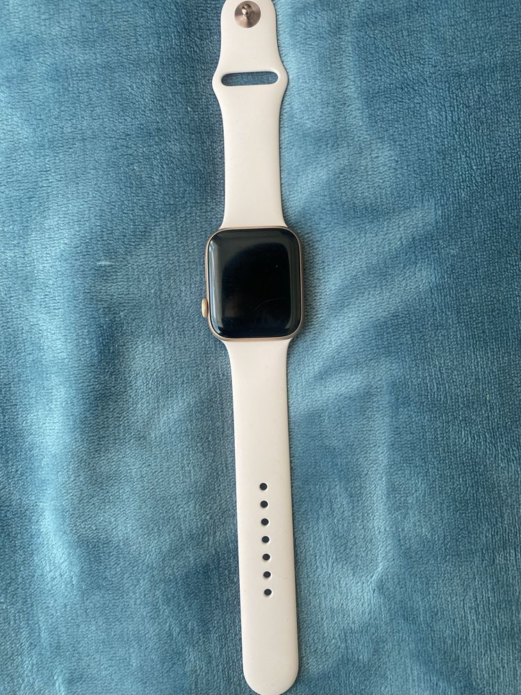 Apple Watch 4 series, 40-44 mm