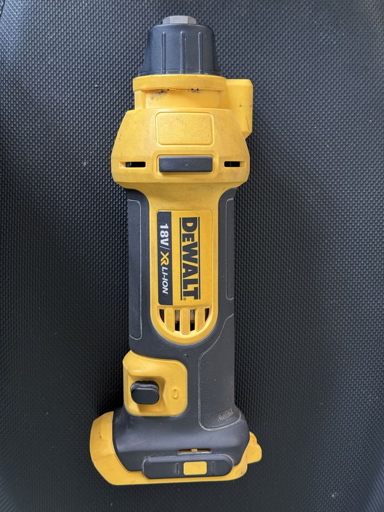 DeWALT DCS551N  Фреза челна акумулаторна