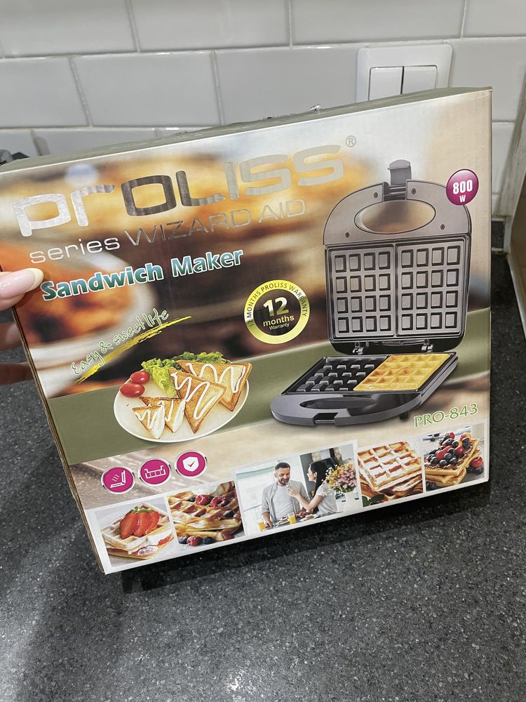 Продам Вафельницу