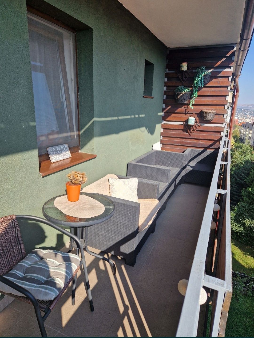 PF Inchiriez apt 1 dormitor si sufragerie, cart. Buna Ziua