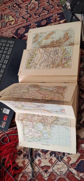 Немска енциклопедия и атлас 1932г. Над 2000 страници