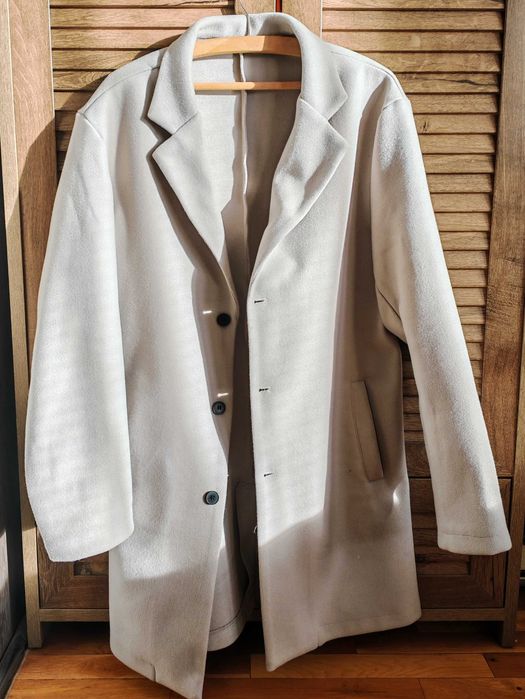 Пролетно-есенно мъжко палто