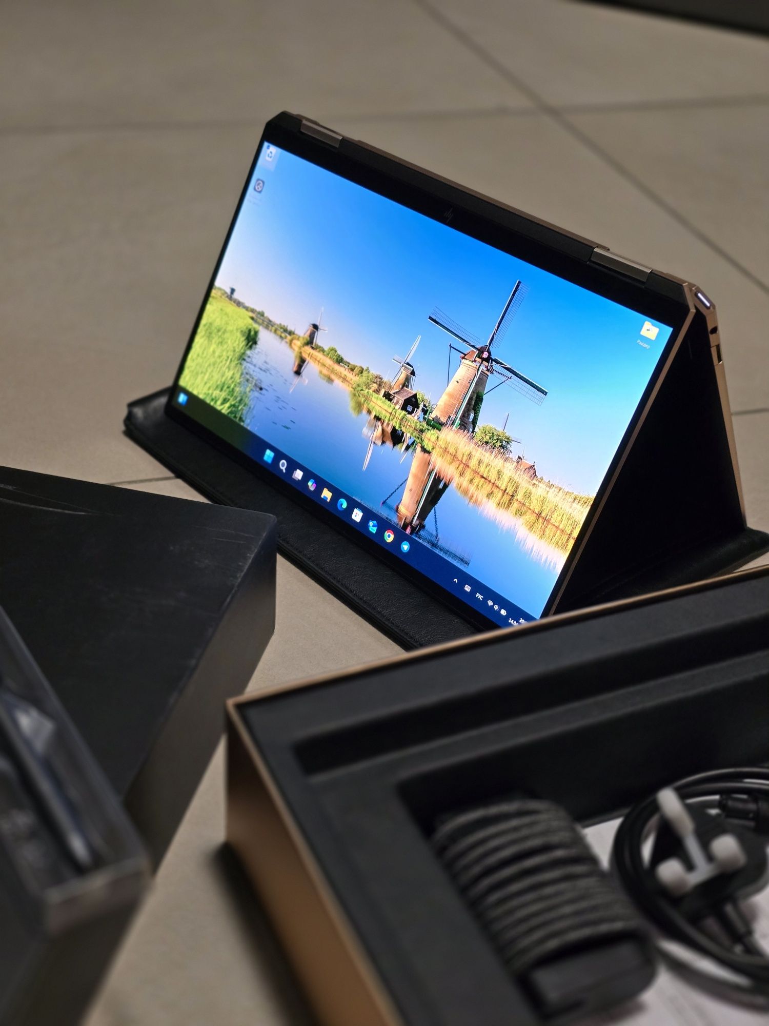 HP Spectre x360. 13,3. 4K. Сенсорный экран.