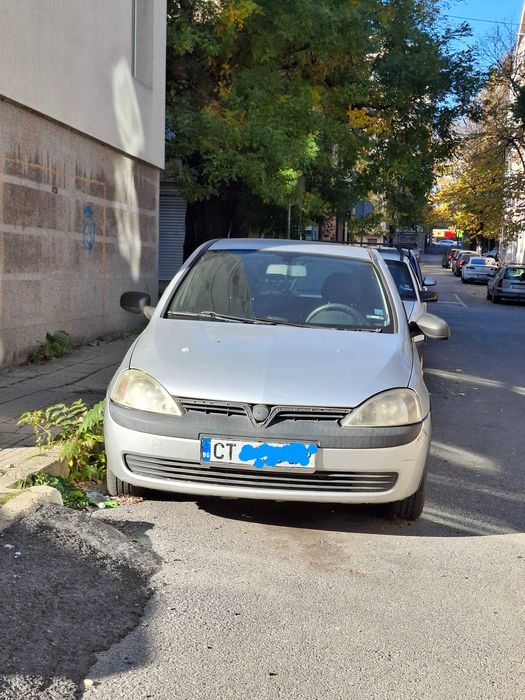 Опел Корса 2003г.