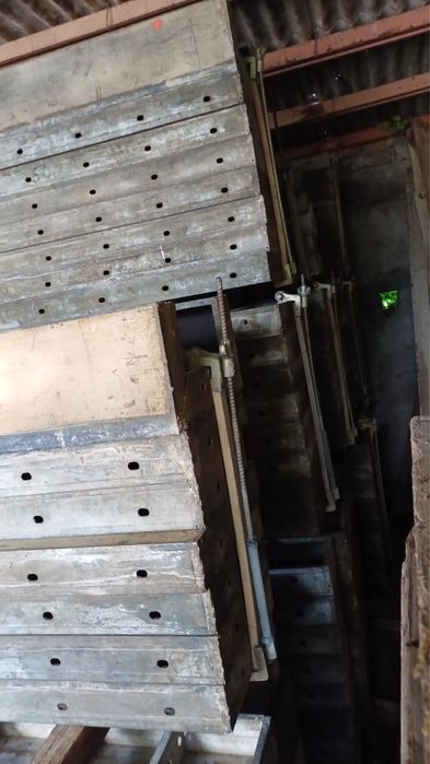 Vand Panouri Metalice HUNNEBECK RASTO 290 MP la 90€/MP