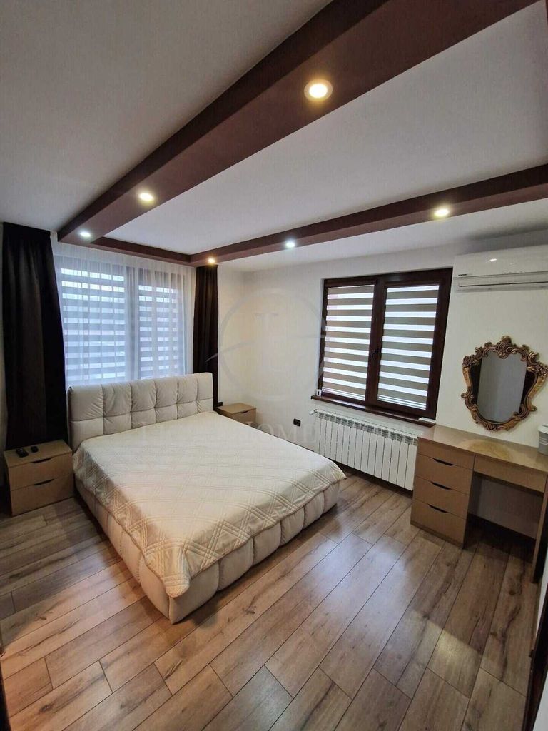 Продава се Къща в Пловдив, Остромила - 162 кв.м за 1710 €/кв.м - Снимка #3