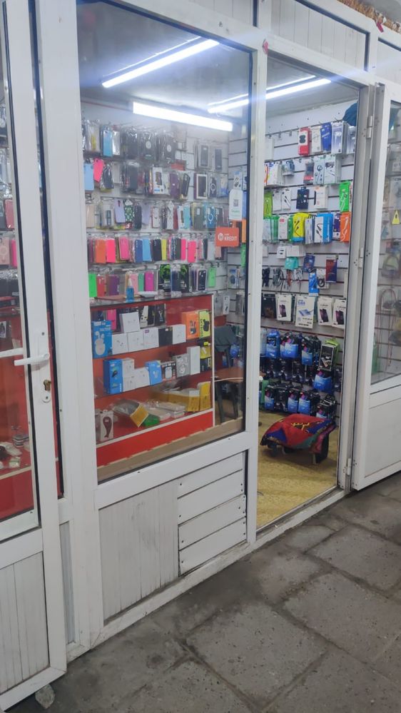 Аксессуар магазин продается