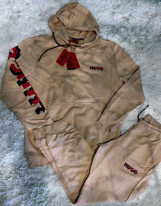 Мъжки анцуг Boss размер ХЛ