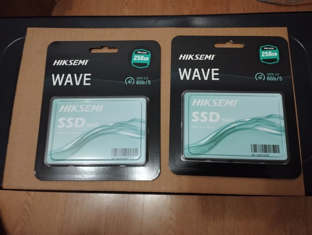 Продам SSD Hiksemi Wave 256gb 2.5"