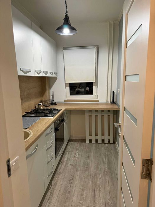 Închiriez apartament