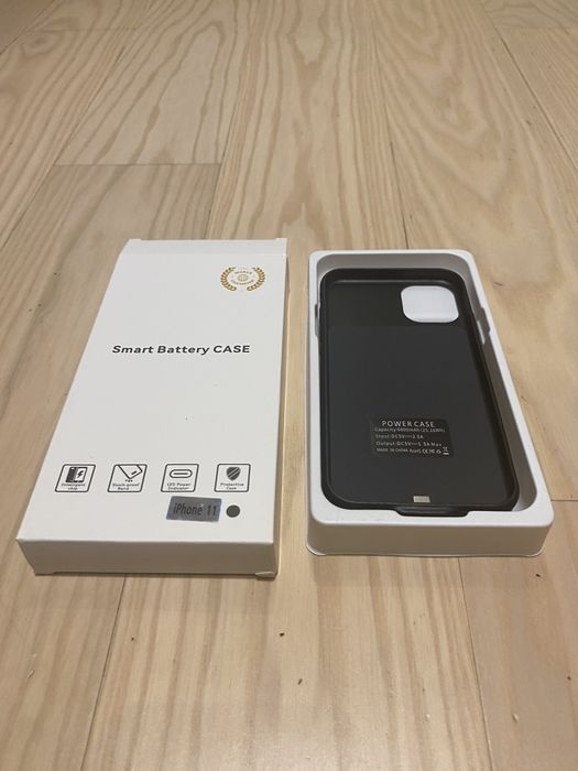 Зареждащ Калъф за iPhone 11