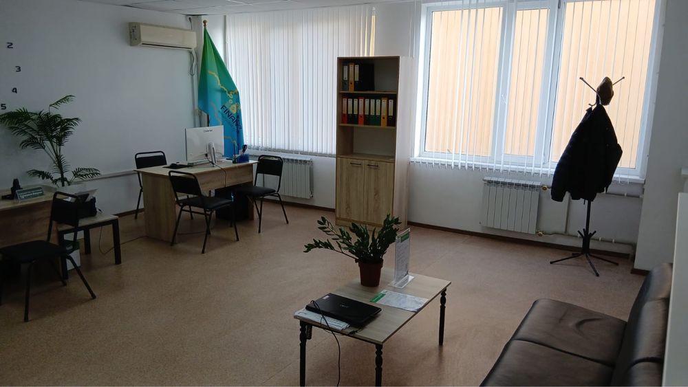 Продаю мебель для офиса