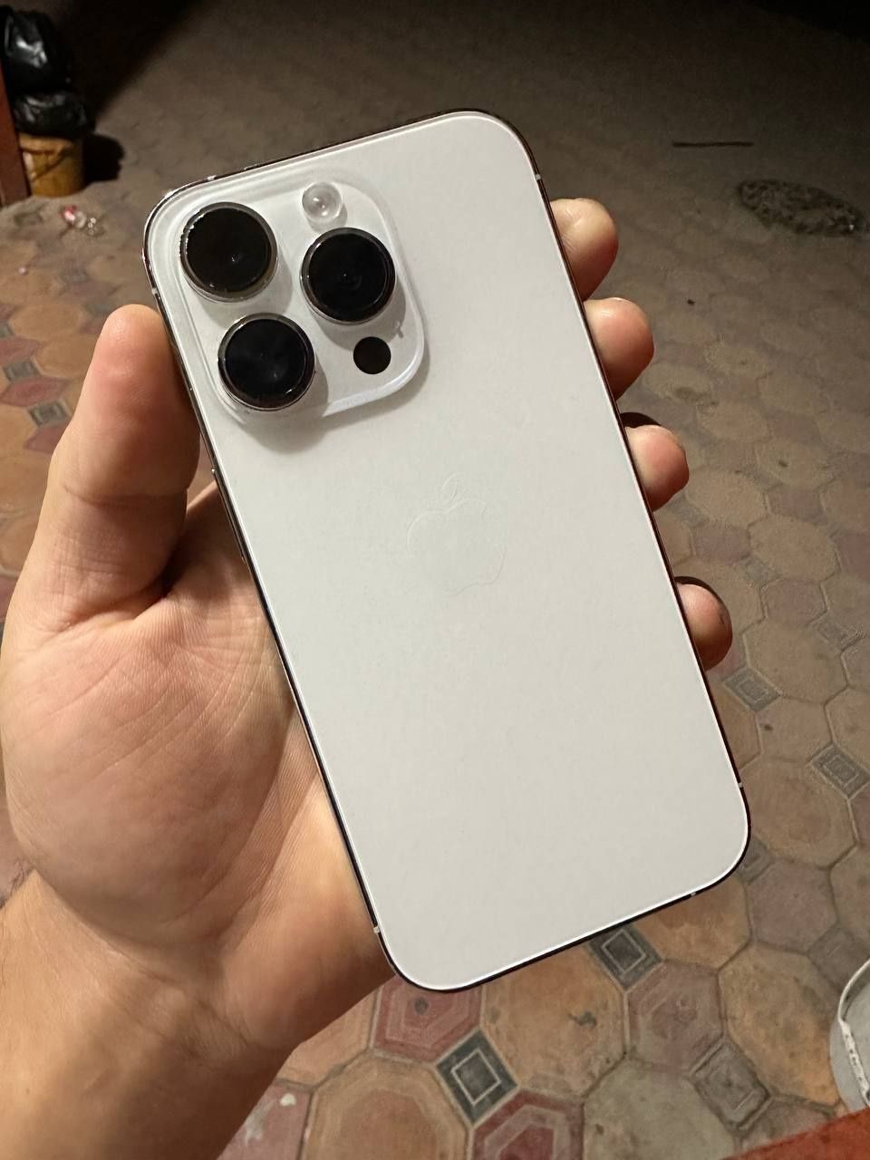 Iphone 14 pro palasa