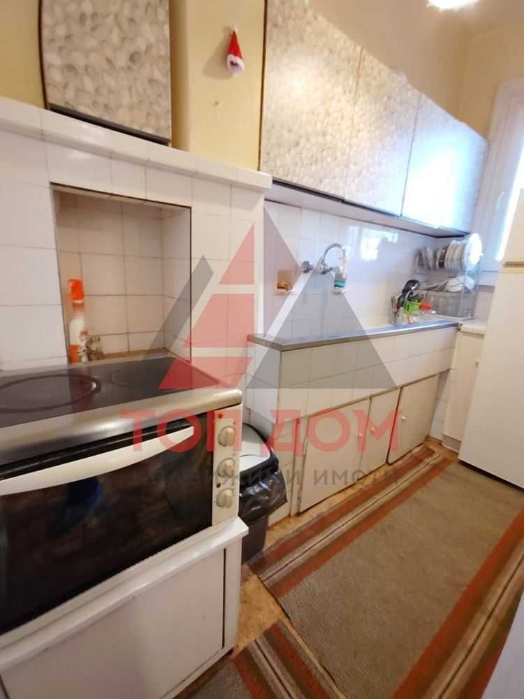 Дава се под наем Тристаен апартамент в Варна, Червен площад - 86 кв.м за 433.5 € - Снимка #6