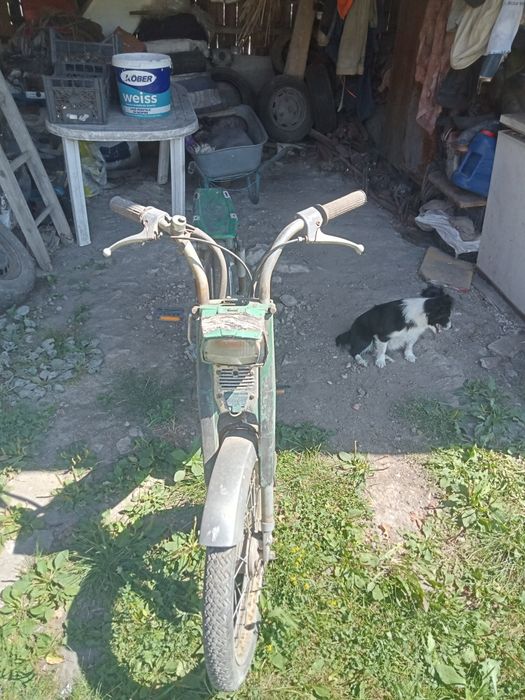 Vînd moped cu pedale peujo 103