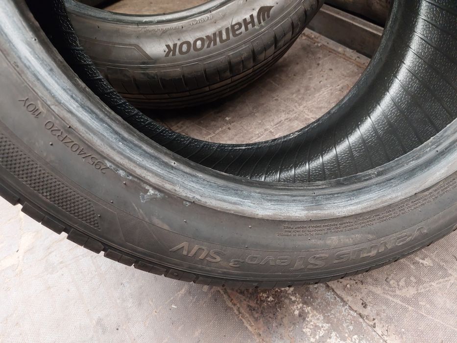 2 anvelope 295/40 R20 Hankook
