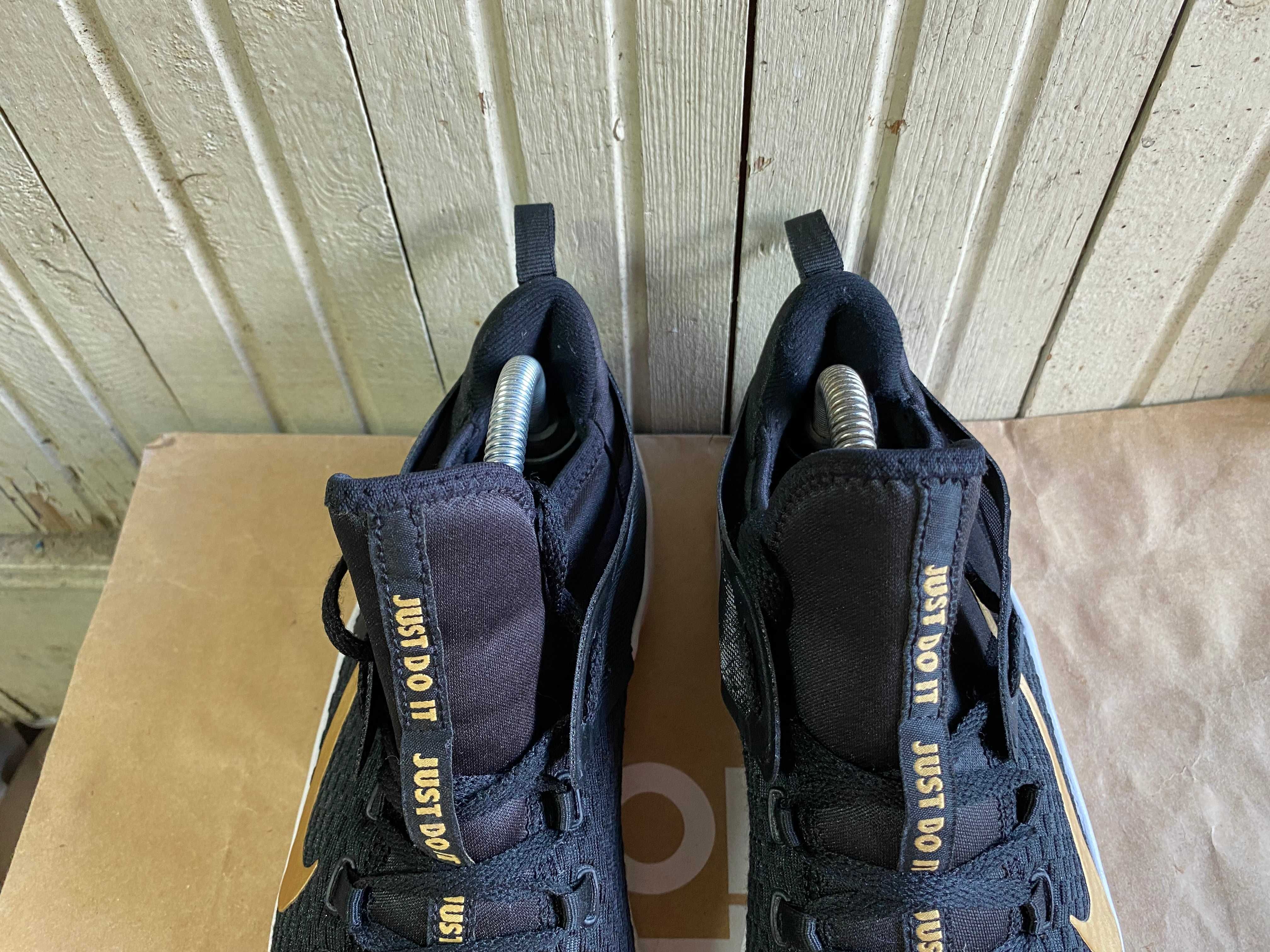''Nike Air Max Bella Tr 2''оригинални маратонки 42 номер