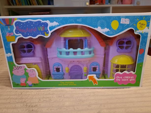 Кукольный домик для семейства Свинки Пеппы