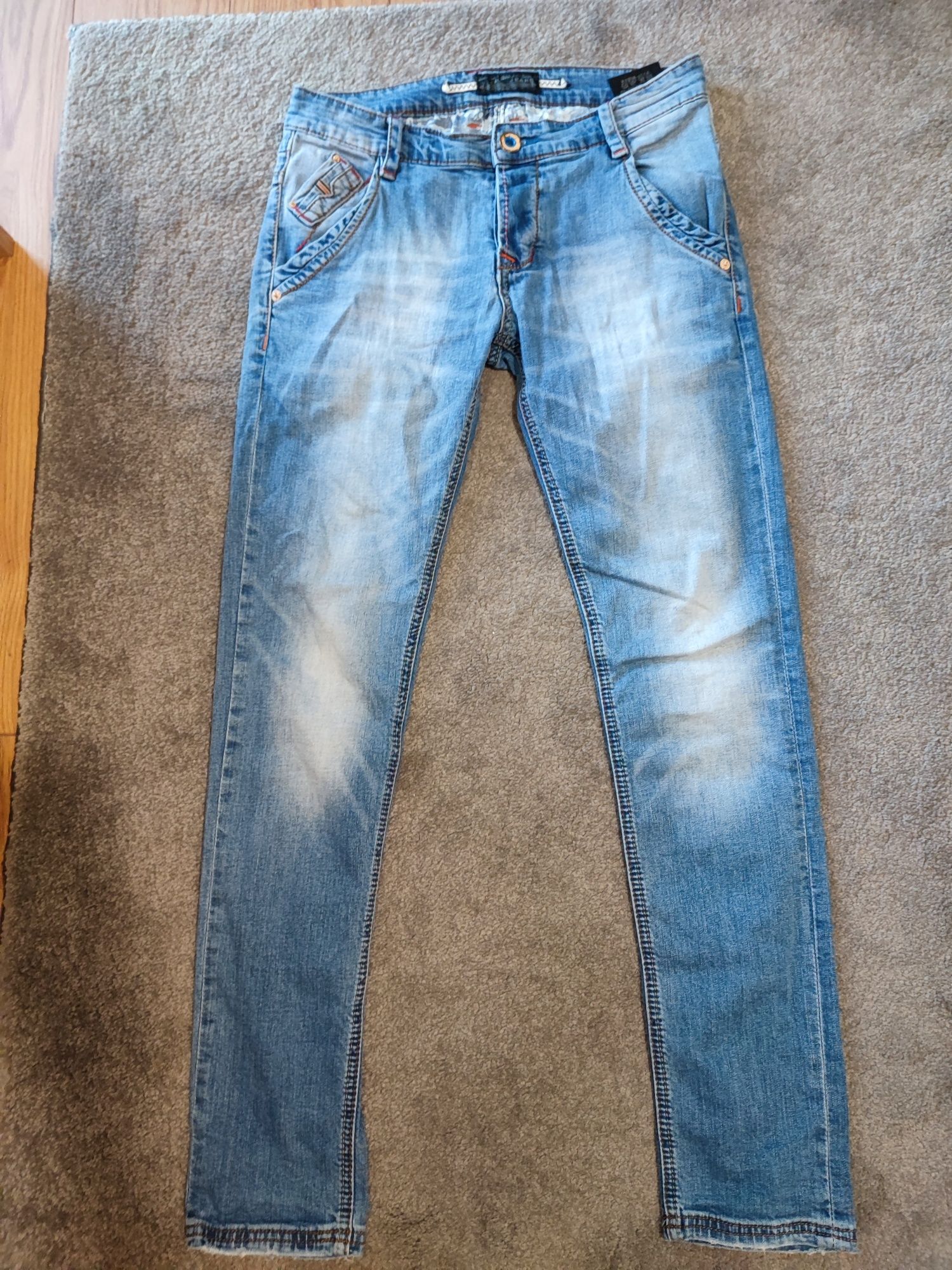 Zara 152 см, дънки, анораци, тениски