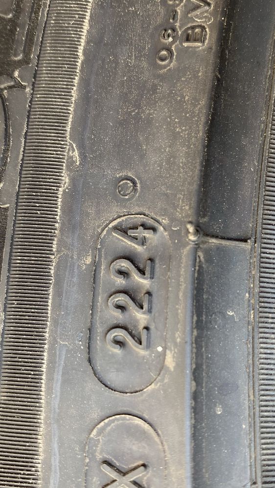 225/55/18  michelin