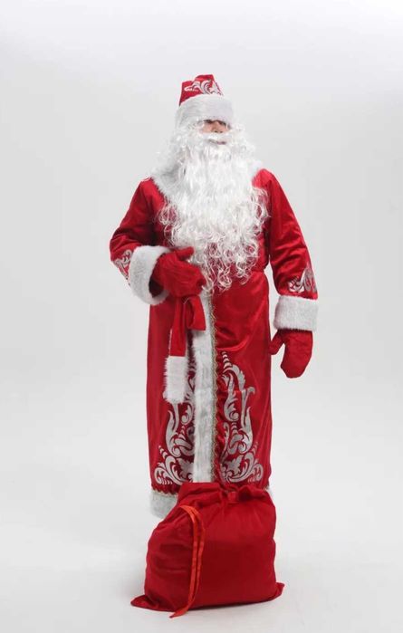 Костюмы новогодние Дед Мороз и Снегурочка. Новые, очень красивые