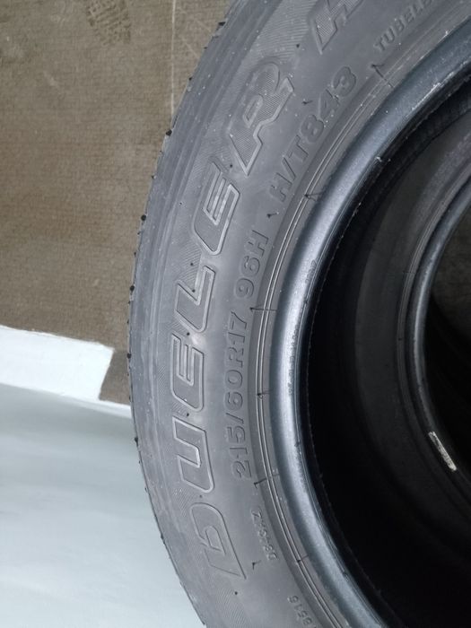 Продам Шины комплект R17