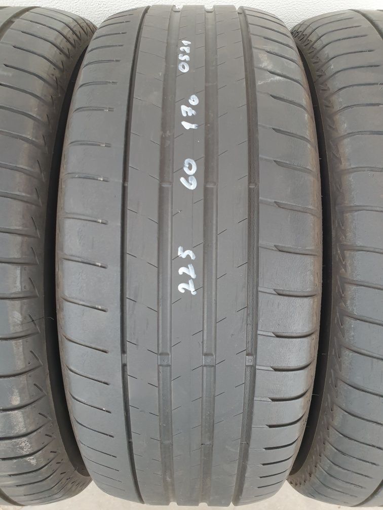 Летни гуми 4 броя BRIDGESTONE Turanza T005 225 60 R17 дот 0521