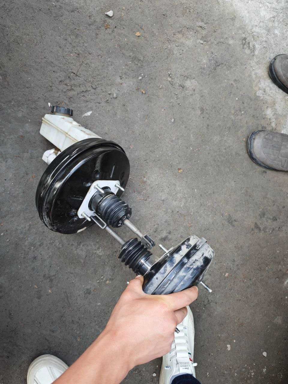 Главный цилиндр тормоза Лада храй (Tormoz silindr lada Xray)