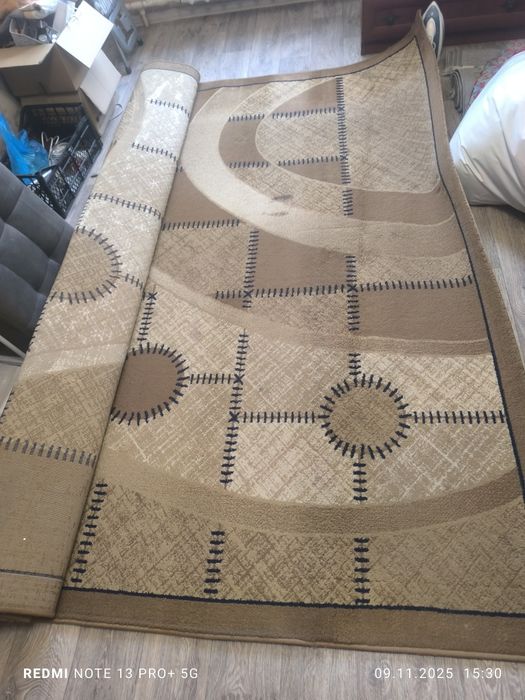 Продам  ковер большой