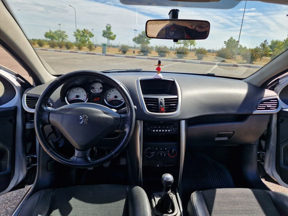 Peugeot 207 SW OUTDOOR