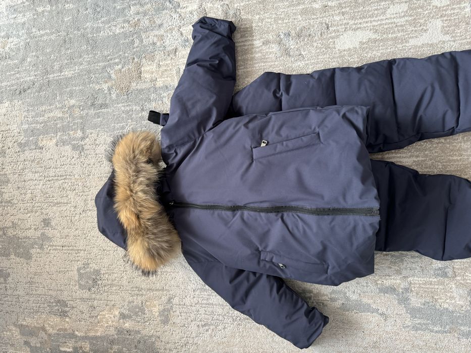 Продам новый комбинезон зимний