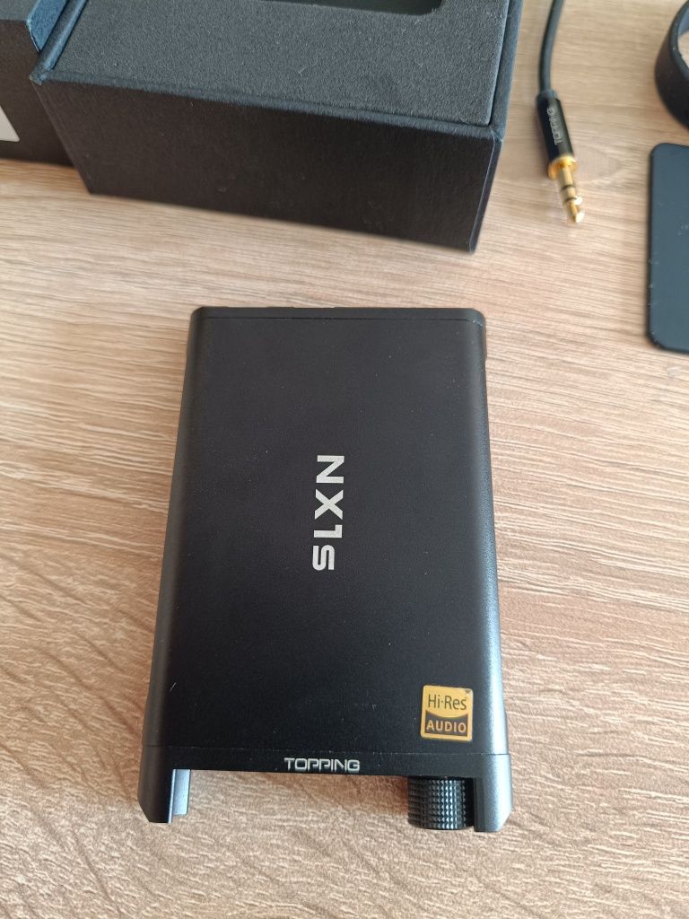 Слушалков усилвател TOPPING NX1S