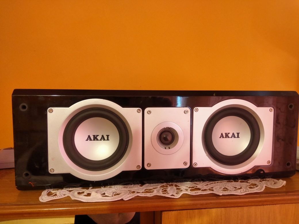 Akai Boxe 5+1 cu amplificare