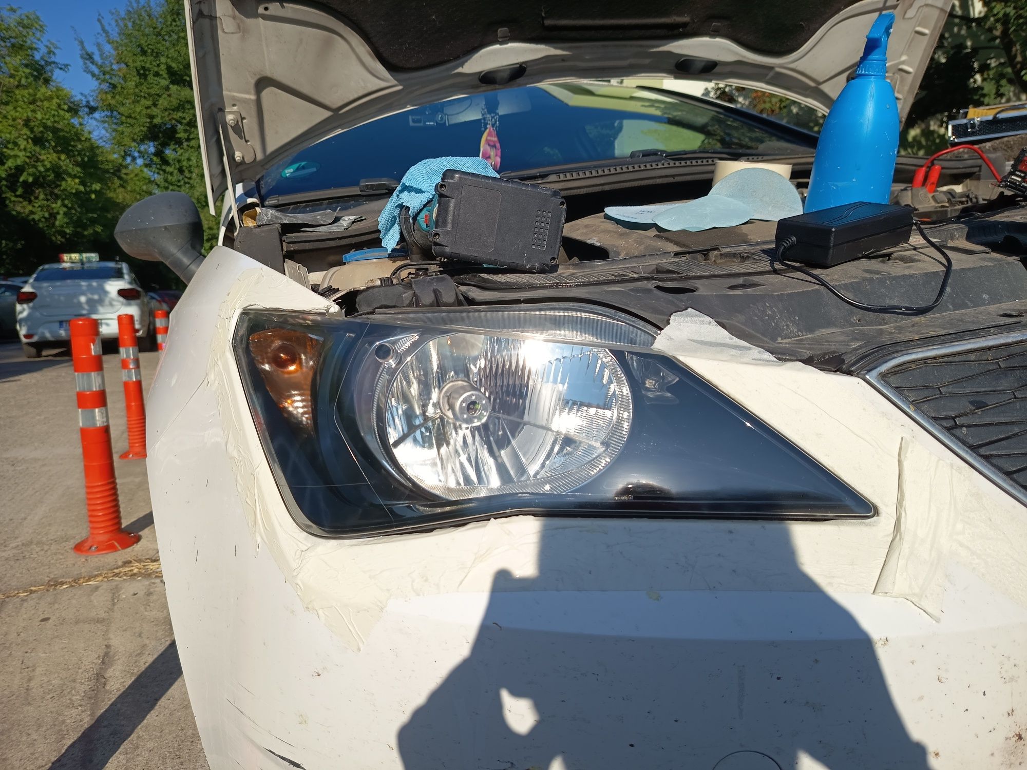 Polish faruri mătuite