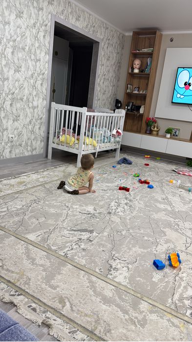 Отдам кроватку б/у белая в хорошем состоянии