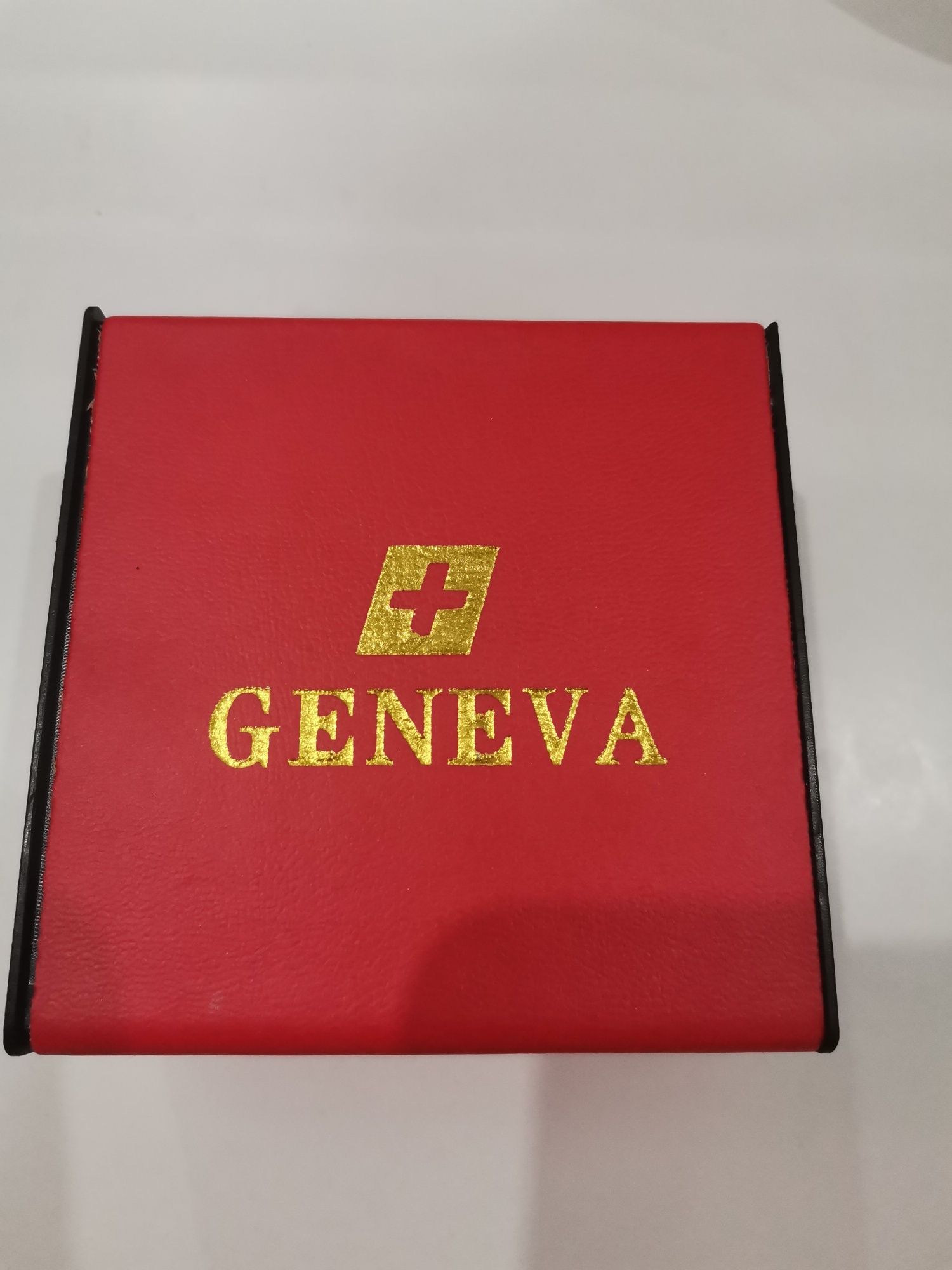 Часовници Geneva