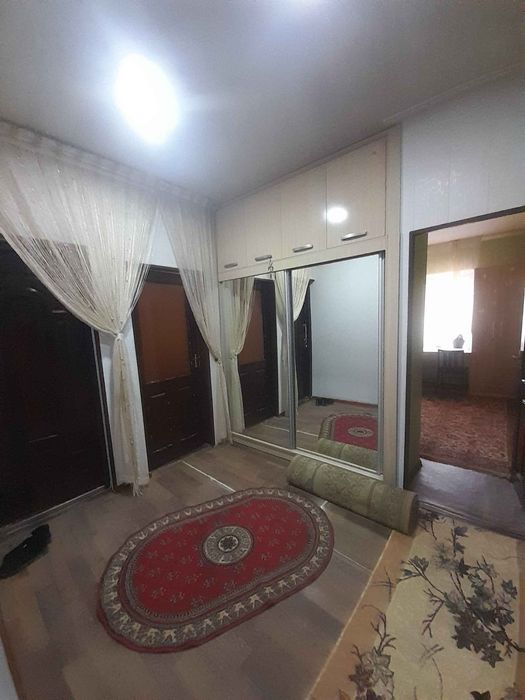 Продаётся своя 4 комнатная квартира