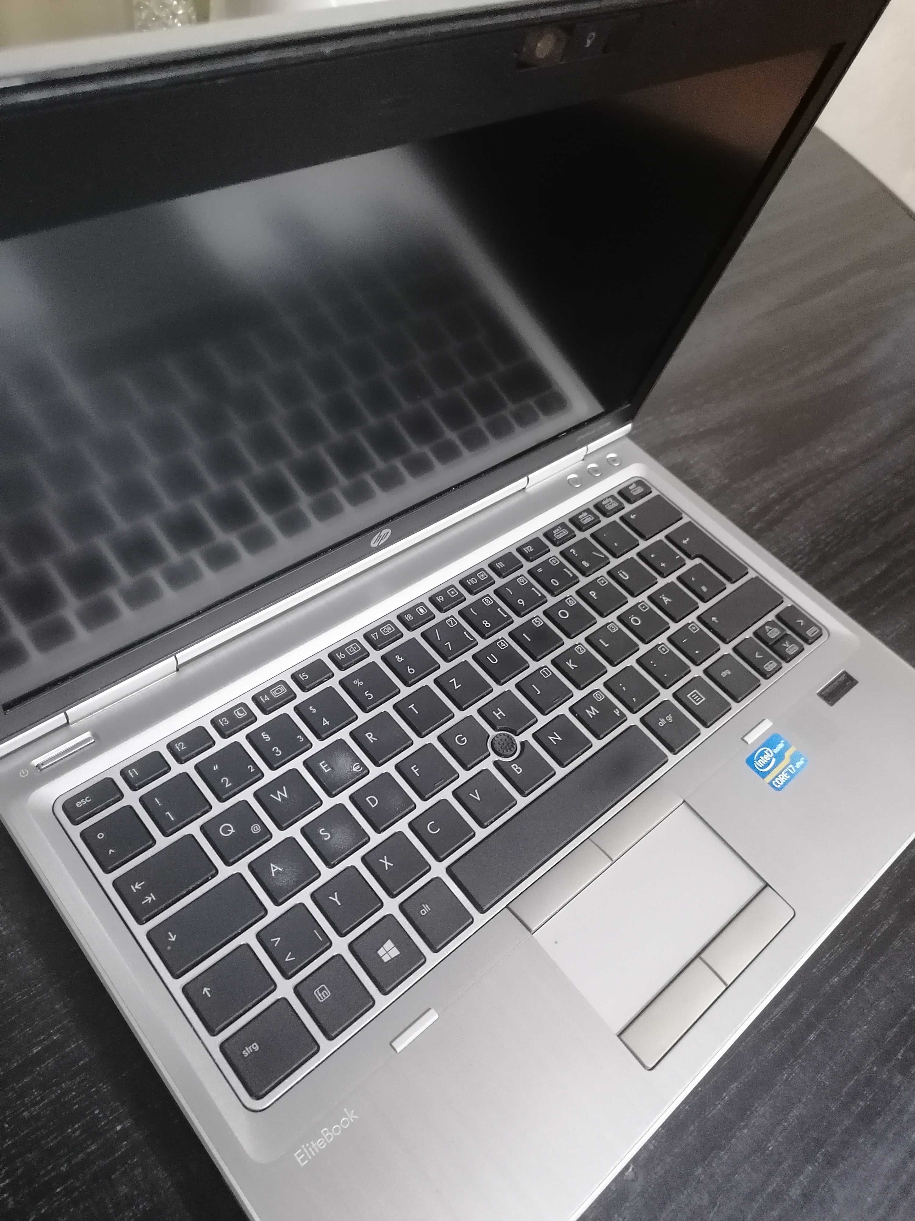 HP EliteBook 2570p - Intel Core i7/8 GB DDR3/256 SSD