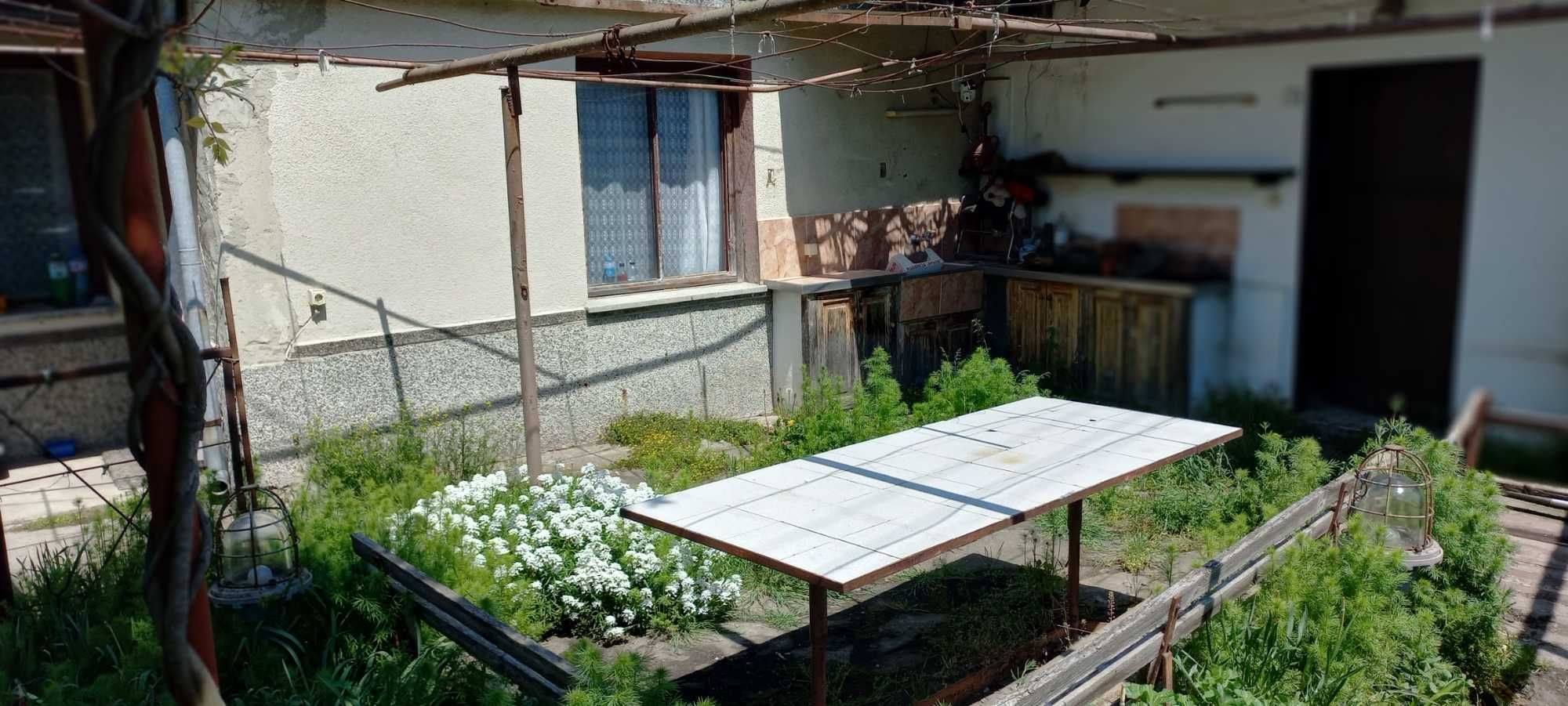 Продавам къща с.Николаевка Варна