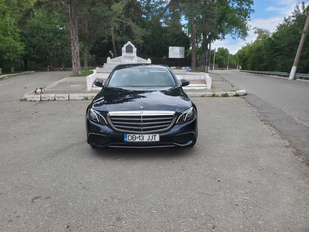 Mercedes  E-200-