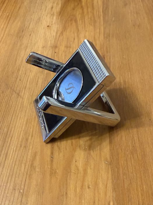 Резачка/ поставка за пури S.T.DUPONT