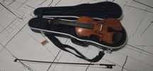 Vioara YAMAHA V3 marime 4/4 ca noua