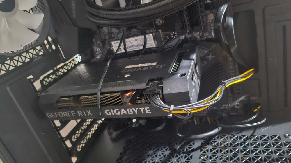 Schimb rtx 3060 12gb