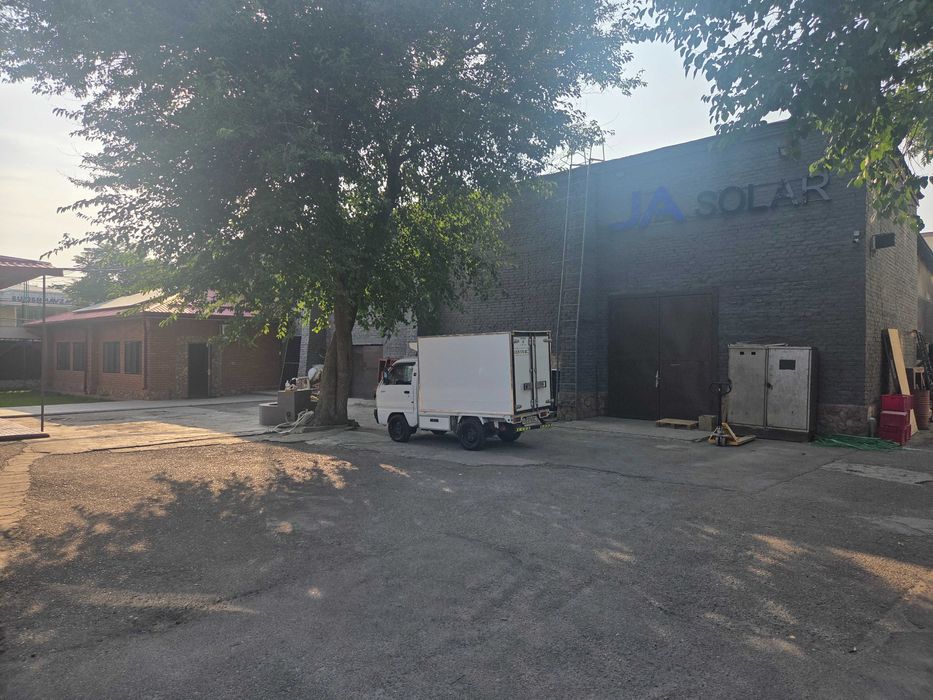 Ofis va ombor bazasi sotiladi / Продается офисно-складская база